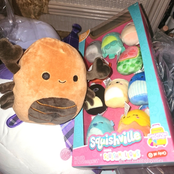 Scorpion and squishville bundle